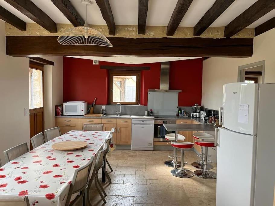 Maison De Charme En Pleine Nature Saint-Germain-des-Grois ภายนอก รูปภาพ