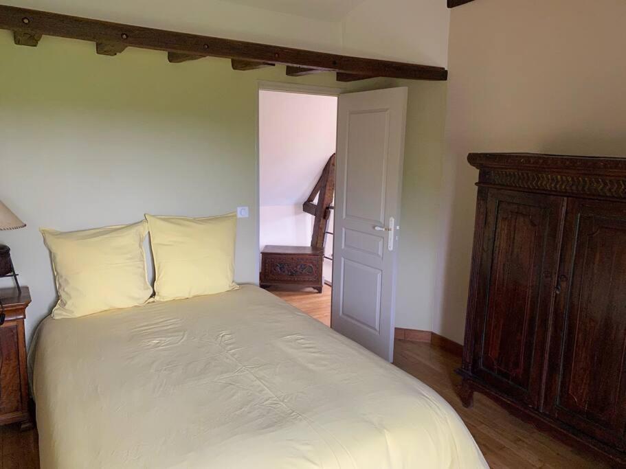 Maison De Charme En Pleine Nature Saint-Germain-des-Grois ภายนอก รูปภาพ